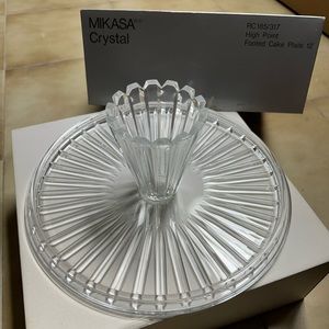 Mikasa Crystal high point footed cake plate
